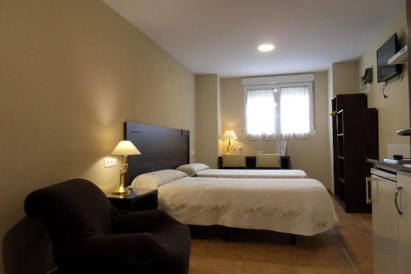 Hostal El Estudio (Almansa)